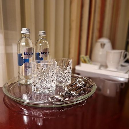 Hotel Sfinksas Kaunas Ngoại thất bức ảnh