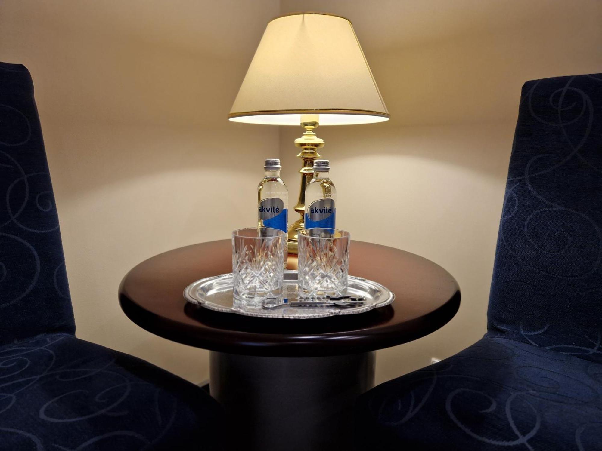 Hotel Sfinksas Kaunas Phòng bức ảnh